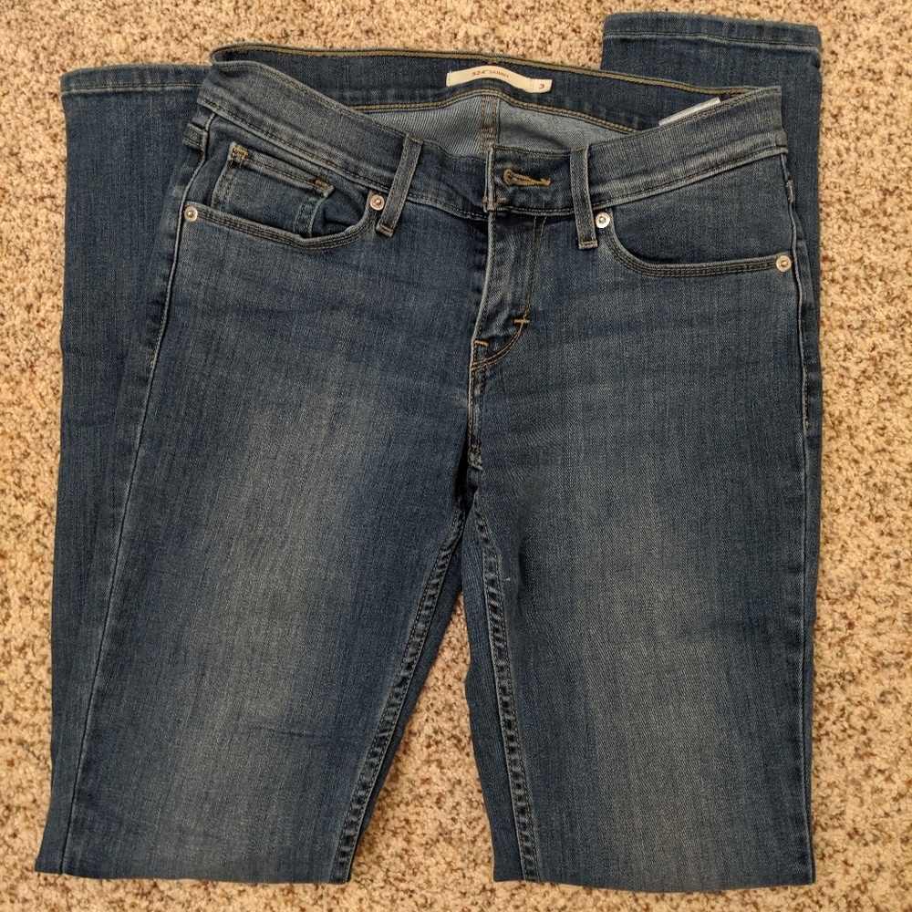 Levi's jeans size 3 524 Skinny style